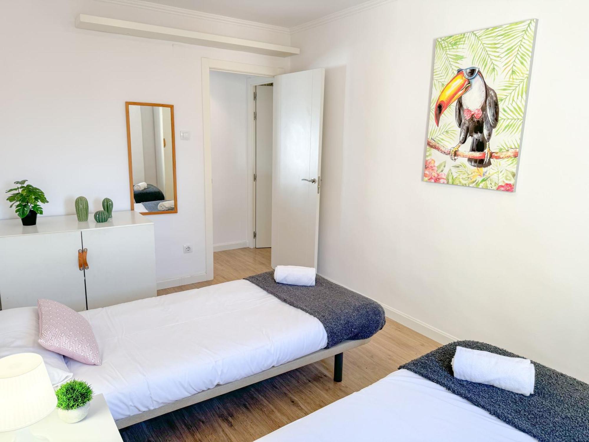 El Halcon Del Pirineo Comotucasa ويسكا المظهر الخارجي الصورة